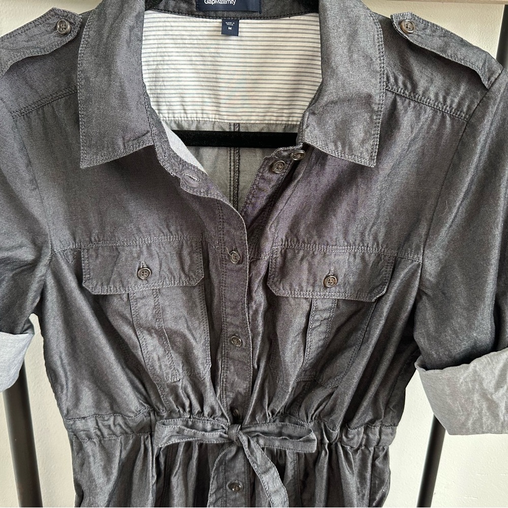 Gap Maternity Stylish And Flattering Button-Up, T… - image 7